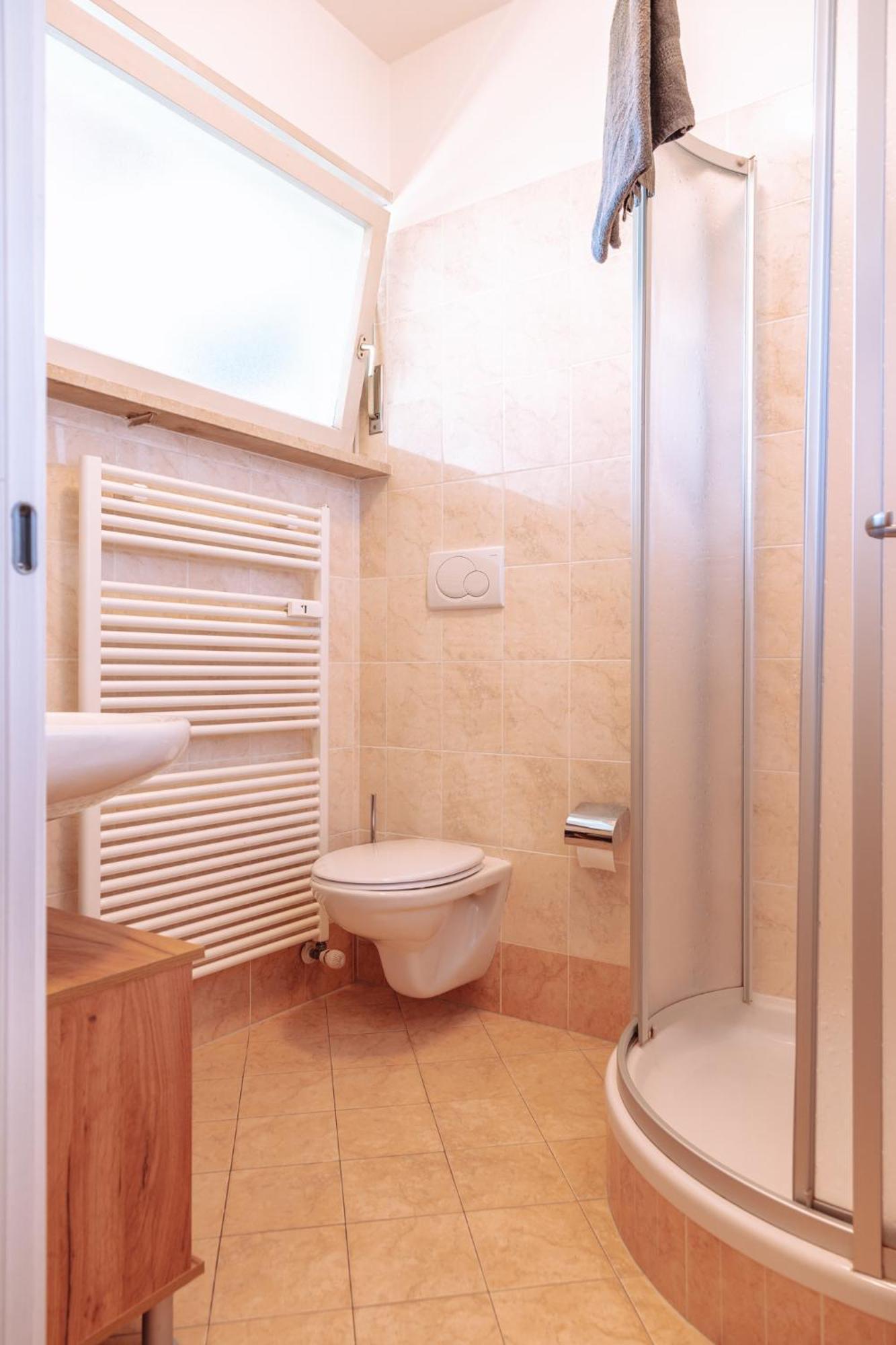 Pool House ميرانو المظهر الخارجي الصورة